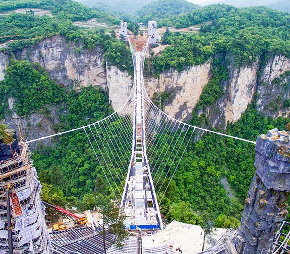 《一拳超人》战栗的龙卷手办 合法萝莉漂浮于空-熊猫体育(图2) 熊猫体育首页