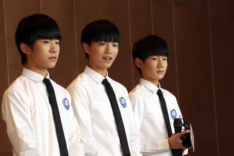 《一拳超人》战栗的龙卷手办 合法萝莉漂浮于空-熊猫体育(图3) 熊猫体育首页