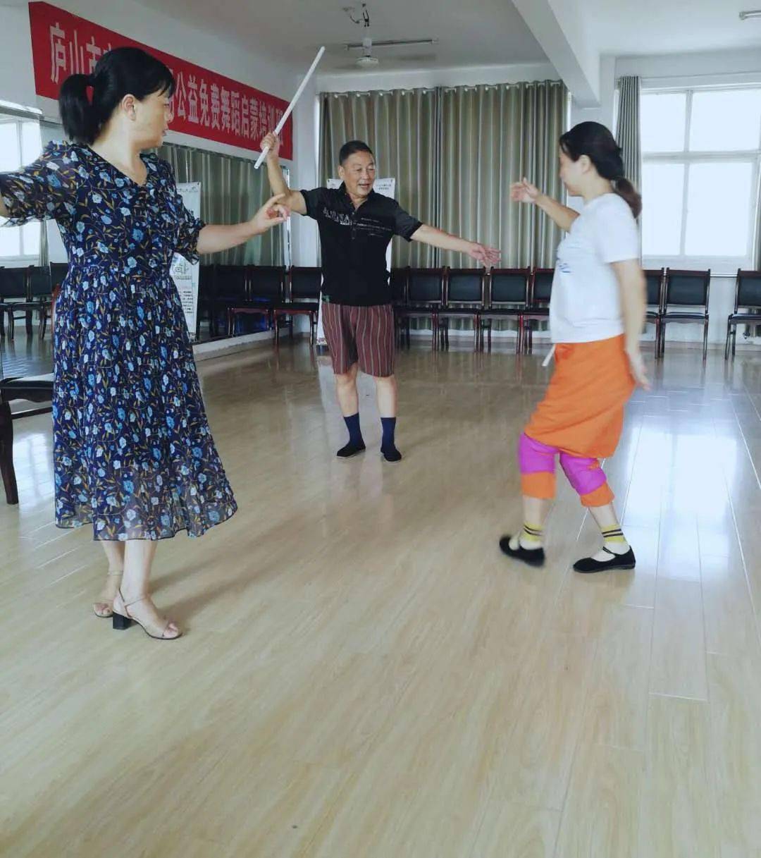 【多彩九江馆际新闻】《艺术心的精彩绽放》：熊猫体育(图9)