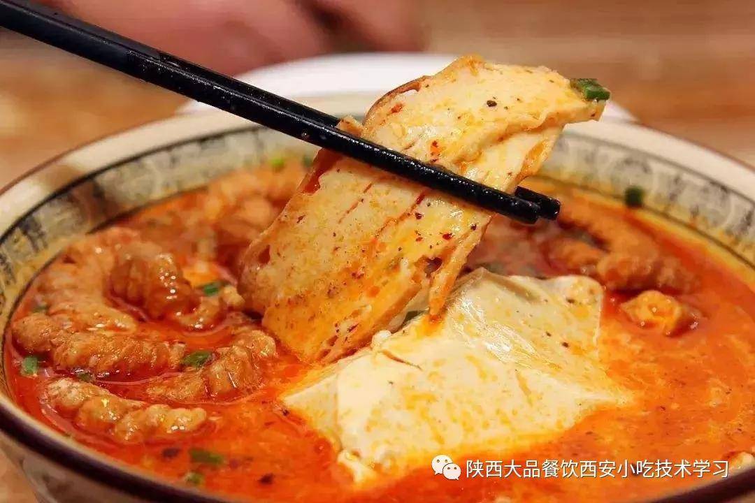 
秋冬季节温暖的早餐豆花泡馍技术培训-熊猫体育首页(图1)