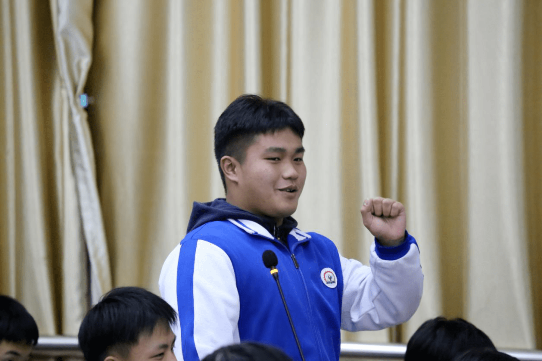 熊猫体育|
【学生干部培训班】系列一(图12)