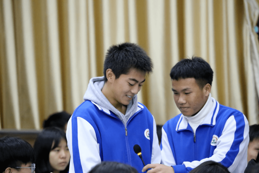 熊猫体育|
【学生干部培训班】系列一(图13)